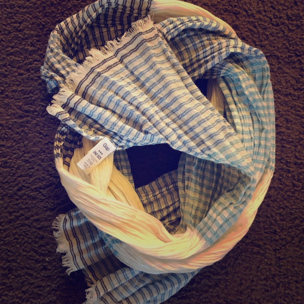 Scarf